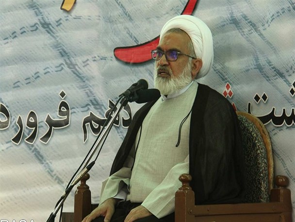 پیاده کردن دین در زندگی و ارگان‌ها، راه تحقق رونق تولید در کشور است