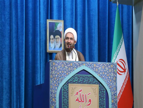 رونق تولید روح اقتصاد مقاومتی است / لزوم اصلاح نظام بانکی به نفع تولید