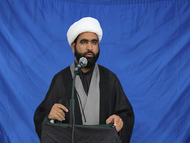 دشمنان خارجی و سست‌عنصران داخلی بدانند سپاه بیدار است