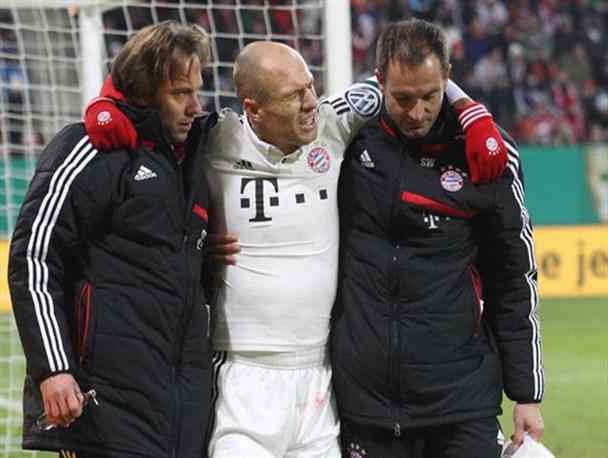 روبن باز هم مصدوم شد