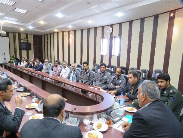 دیدار جامعه کارگری شهرستان درمیان به مناسبت هفته کارگر با فرماندار