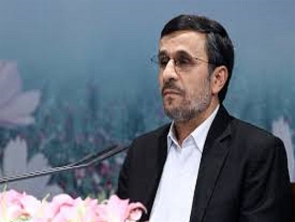 هجمه همه‌جانبه علیه دولت قبل/ احمدی‌نژاد در مسیر بازگشت