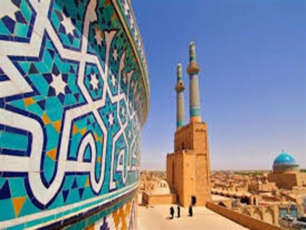 اسلامی کردن چهره شهر وظیفه شوراها/ استفاده از ظرفیت های دارالعباده برای ایجاد یک شهر نمونه اسلامی