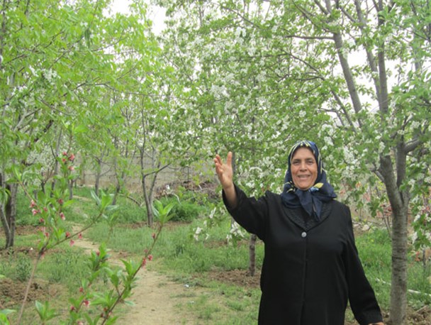 10 سال تلاش یک بانوی روستایی برای رفع محرومیت اهالی/امان از مسئولانی که چشمانشان را بسته اند
