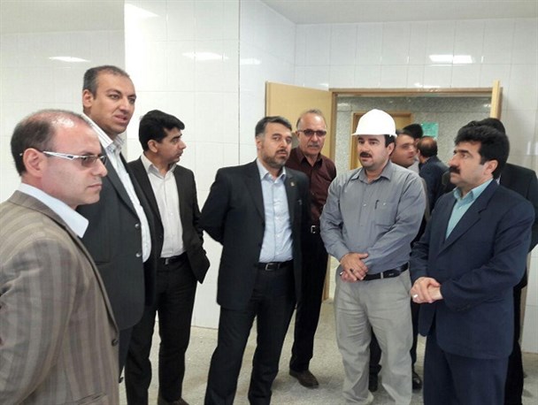 افتتاح بیمارستان جدید نهاوند منوط به پذیرش بیمار و ارائه خدمت نیست/ تلاش برای رساندن افتتاحیه بیمارستان به سفر رئیس جمهور به همدان