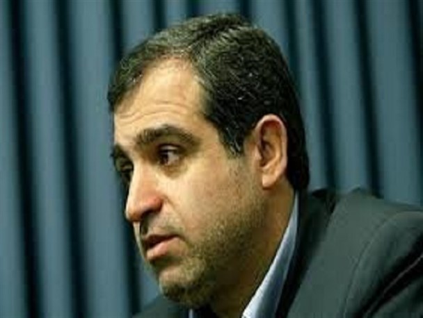 دولتی‌ها هنگام تصمیم‌گیری دست و پایشان می لرزید