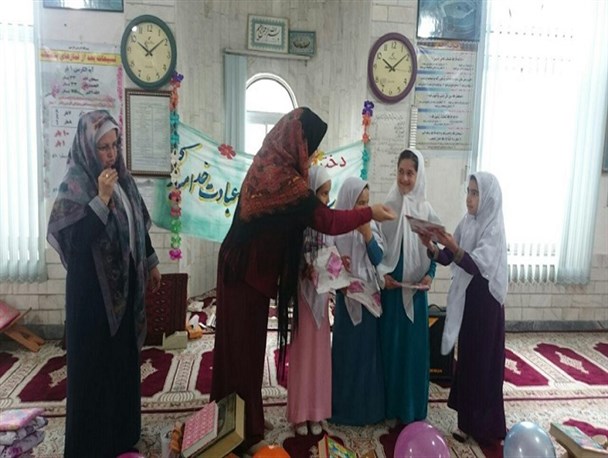 جشن تکلیف دختران دبستان شهید گرگانی سیجوال بندرترکمن برگزار شد + تصاویر