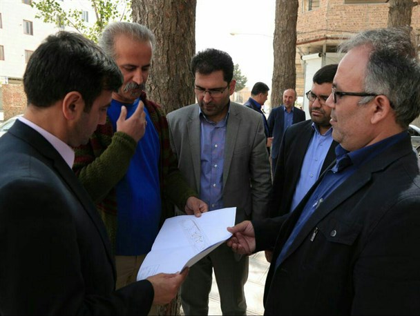 بازدید مسئولان بهارستانی از روستای اورین