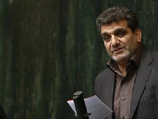 کولیوند: خلف وعده دولت در ارائه لایحه مدیریت شهری به مجلس 5 ساله شد/ کرسی های شورای شهر متاسفانه تخصصی نیست/ نگاه سیاسی بر انتخاب شهردار کلان شهرها، نظارت دارد
