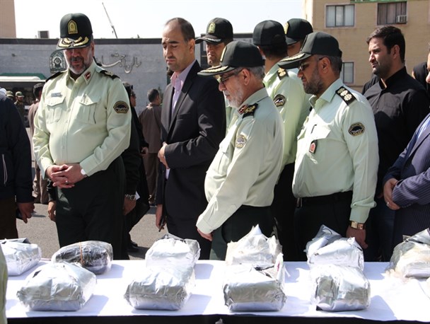 کشف بیش از ۶۰۰ کیلو تریاک در حال انتقال به البرز
