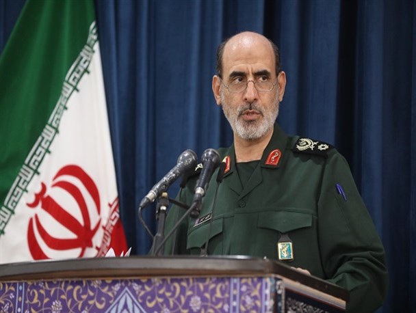 امروز موج مهاجرت معکوس از اسرائیل آغاز شده است/صهیونیست‌ها به دنبال تسلیم فکر و اندیشه مسلمانان جهان هستند