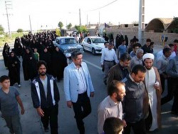 همایش پیاده روی خانوادگی در شهرستان ورامین برگزار شد + تصاویر