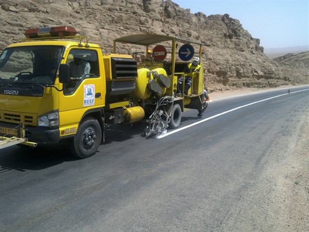 کلیه محورهای روستایی حوزه استحفاظی خط کشی می شود