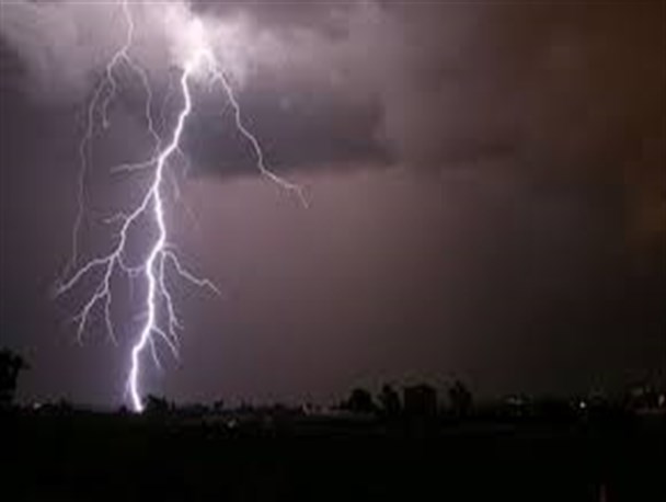 جوان کنگاوری بر اثرصاعقه جان باخت