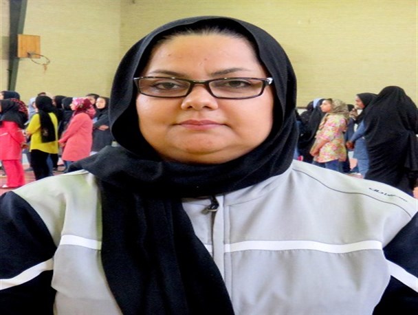 بانوی مینودشتی مربی برتر سال 94 استان گلستان شد+عکس