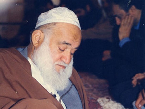 خاطره اعزام ۱۵۰۰کامیون برای پشتیبانی از جبهه ها به زعامت آیت الله احسانبخش فراموش شدنی نیست