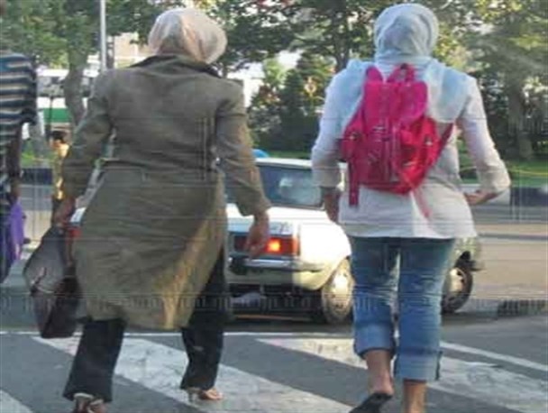 ساختار برخورد با فساد و فحشا در جامعه بسیار کم رنگ است