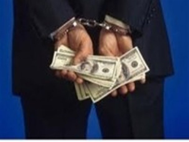 عاملان توزیع چک پول های تقلبی در روانسر دستگیر شدند