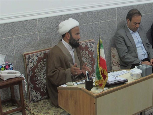 انتقاد ائمه جمعه از کسانی است که در بدنه نظام رسوخ کرده اند