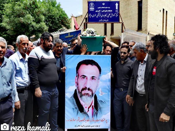 پیکر «سعادت خان همت زاده» هنرمند پیشکسوت تئاتر تشییع شد + تصاویر