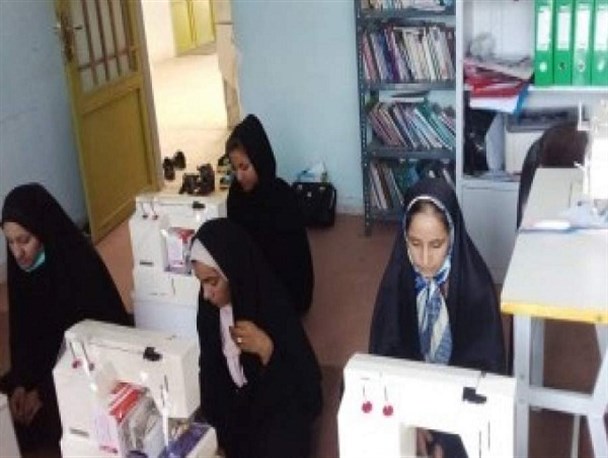 از خدمت‌رسانی به نیازمندان تا تلاش برای خلق درآمد پایدار/ مسئولان برای ایجاد اشتغال پایدار همکاری کنند