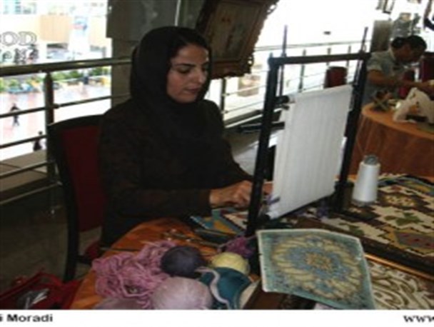 تصاویر/ آثار هنرمندان دماوندی در برج میلاد