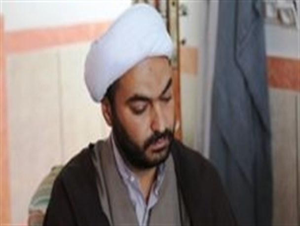 امام جمعه دره شهر: مسئولان فضا را با تغییرات جهت دار متشنج نکنند