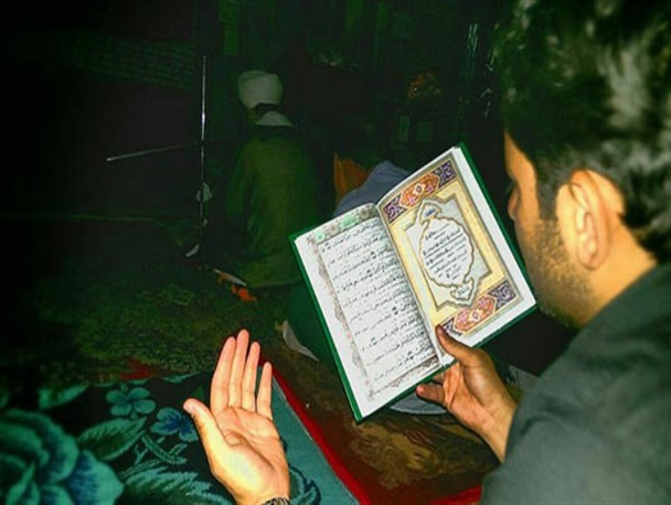 مراسم معنوی سومین شب قدر در شهرستان نقده برگزار شد+تصاویر