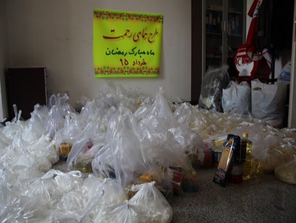 بهره مندی 300 خانوار سلماسی از خدمات حمایتی طرح همای رحمت
