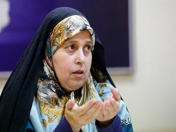 هر دم از باغ اصلاح‎طلبان بری می‎رسد!/ پشت پرده بازنشر مصاحبه پروانه سلحشوری با روزنامه ایتالیایی درباره حجاب
