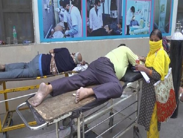 "دلتا پلاس"؛ ورژن جدید کرونای هندی/ مردانی: "شروع پیک پنجم" با "شیوع دلتاپلاس" فاجعه بار خواهد بود