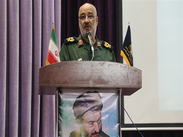 نیروهای مسلح تکریم و اکرام در همه ابعاد را ادای دین به شهدا می دانند