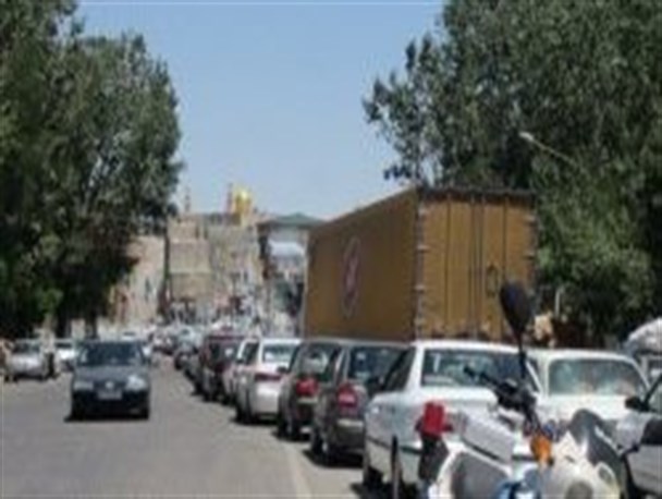 نیر مملو از مسافران تابستانی شد