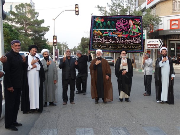 حرکت دسته عزاداری به مناسبت شهادت امام جعفر صادق (ع) در مه ولات