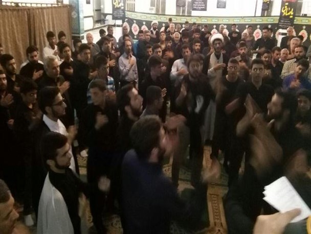 تصاویری از مراسم عزاداری شهادت امام جعفر صادق(ع) در گیلانغرب