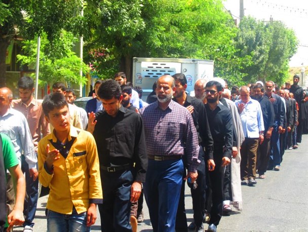 حرکت کاروان غم همزمان با سالروز شهادت امام جعفر صادق(ع) در شازند+تصاویر