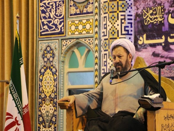 هدف دشمن در فضای مجازی، تخریب دین و منحرف کردن مسلمانان است/ مکتب امام صادق(ع)، مکتب آگاهی است