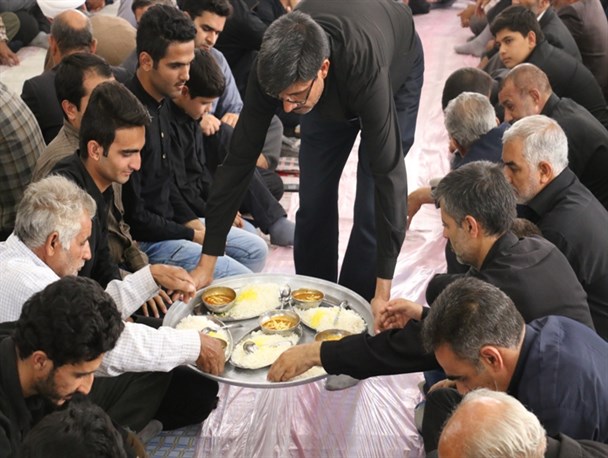 بیش از پنج هزار غذا در بجستان توزیع شد