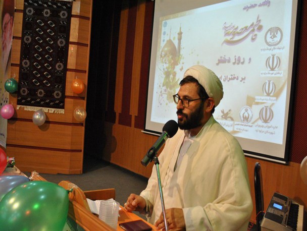 پرچم امام رضا (ع) پرچم عزت، اقتدار و مایه ی امنیت است