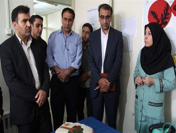بازدید مسئولان خمینی شهر از مرکز فنی و حرفه ای خواهران+ تصاویر