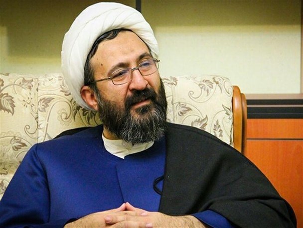 هزینه زائد از بیت المال تخلف است و باید با مرتکبین برخورد شود
