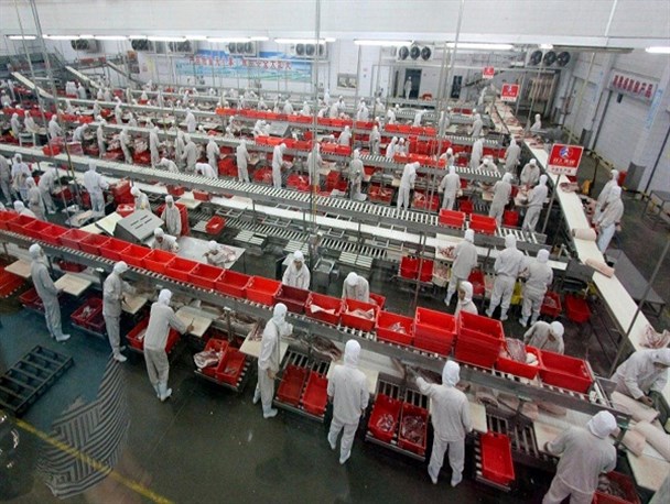 رونق تولید در چهارمین کارخانه تعطیل گلستان/ ۱۱۰نفر مشغول به کار شدند