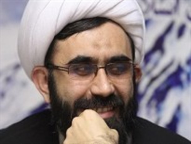 جشن‌های «زیر سایه خورشید» در۲ هزار امام‌زاده کشور برگزار می شود