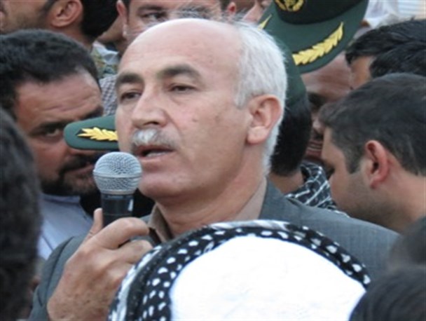 شهدا سندی برای اثبات پشتیبانی ما از انقلاب و نظام اسلامی می باشند