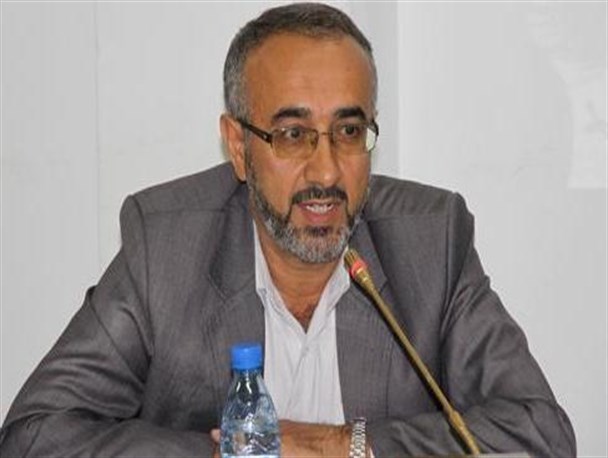 نباید بعد از 4 سال هنوز فرمانداری عباس‎آباد در ساختمان بخشداری باشد