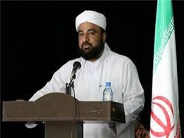 برای نفوذ دشمن فرش قرمز پهن نمی کنیم/با تبعیت از رهبر انقلاب مانع تهاجم آمریکا می شویم
