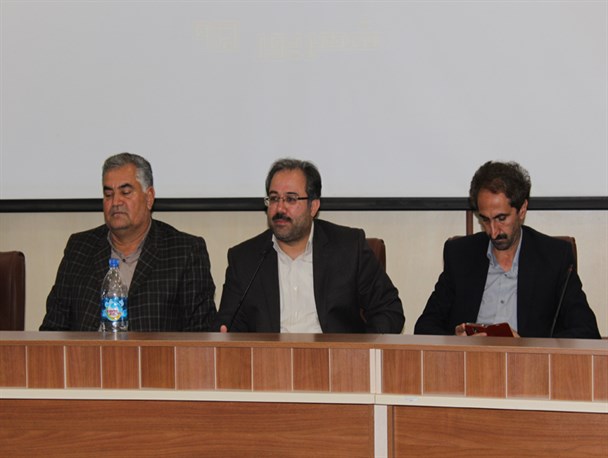 تلاش دهیاران برای جذب سرمایه داران در روستا باشد