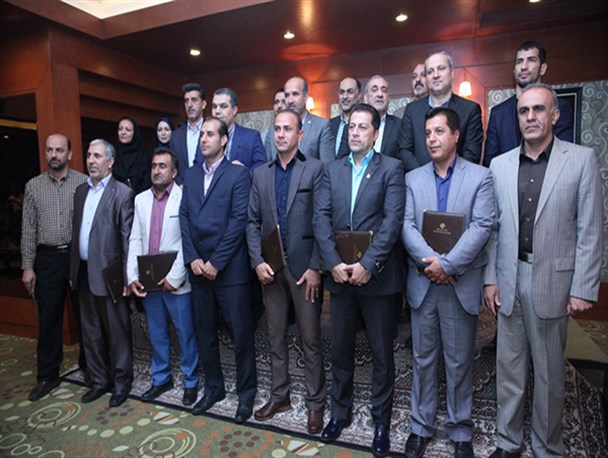احمدپور مدیر نمونه ورزش وجوانان فارس شد