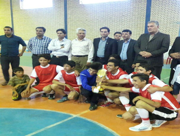 پایان مسابقات فوتسال جام کانون های مساجد در رشتخوار