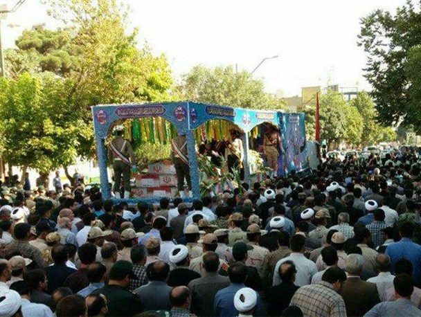 بدرقه ۳۴ لاله سرخ بر پرنیان دستها/ طنین دوباره لالایی مادران شهید